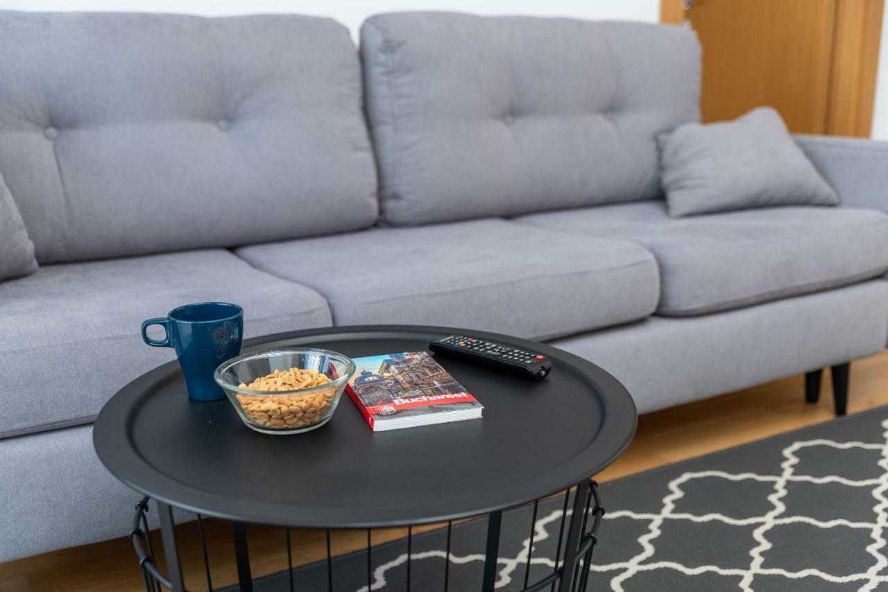 Central Apartment Букурещ Екстериор снимка