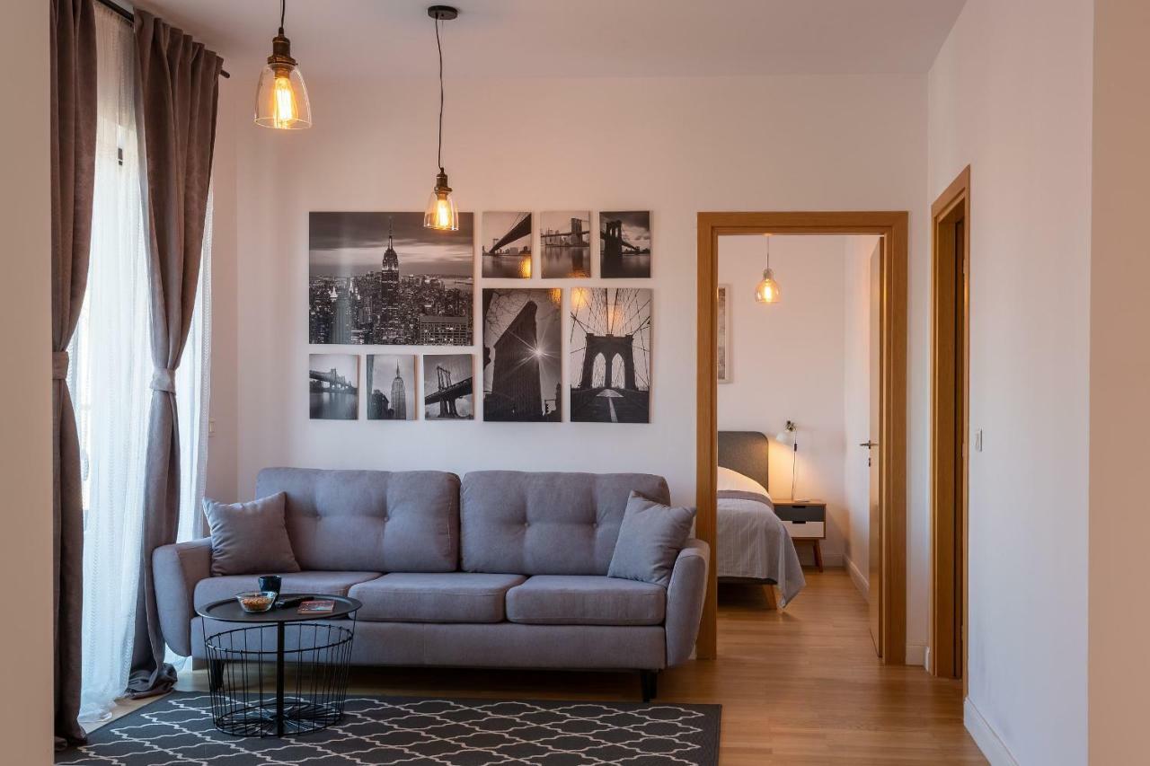 Central Apartment Букурещ Екстериор снимка